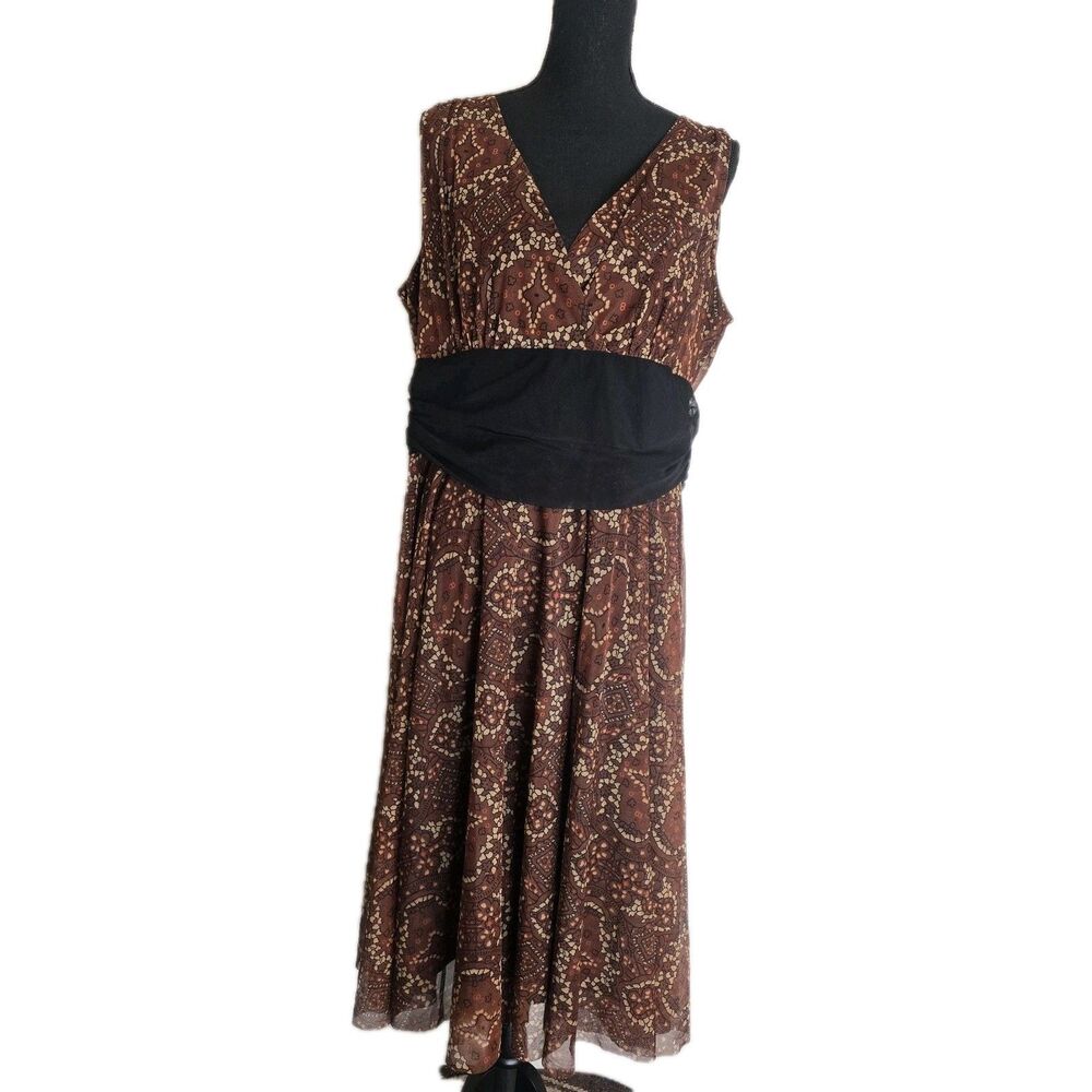 London Times Midi Dress Plus Size 16W Brown Medallion Print Surplice Fit & Flare